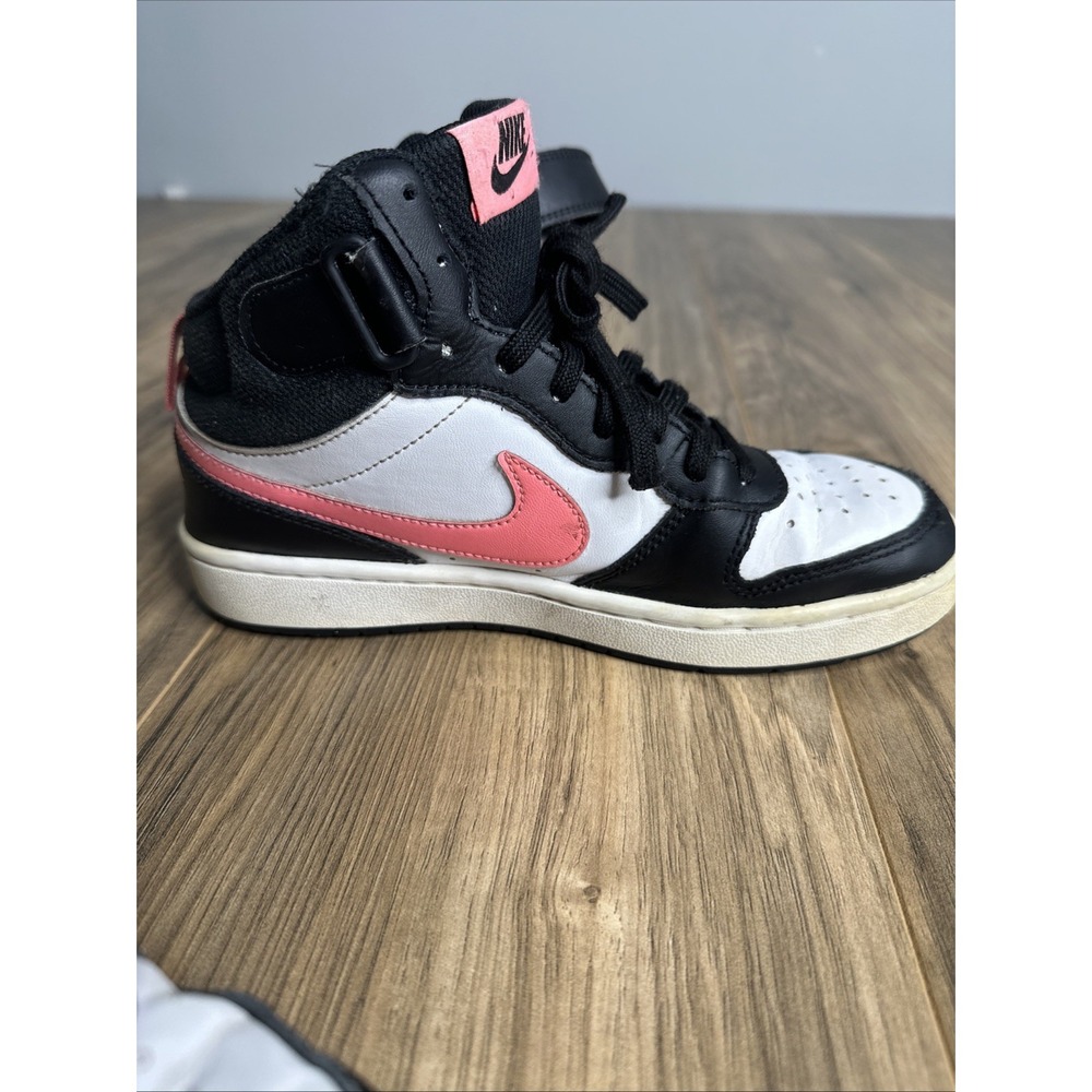 Nike Size 4.5Y Court Borough Mid 2 White Black Pink Basketball Shoes - Picture 10 of 13